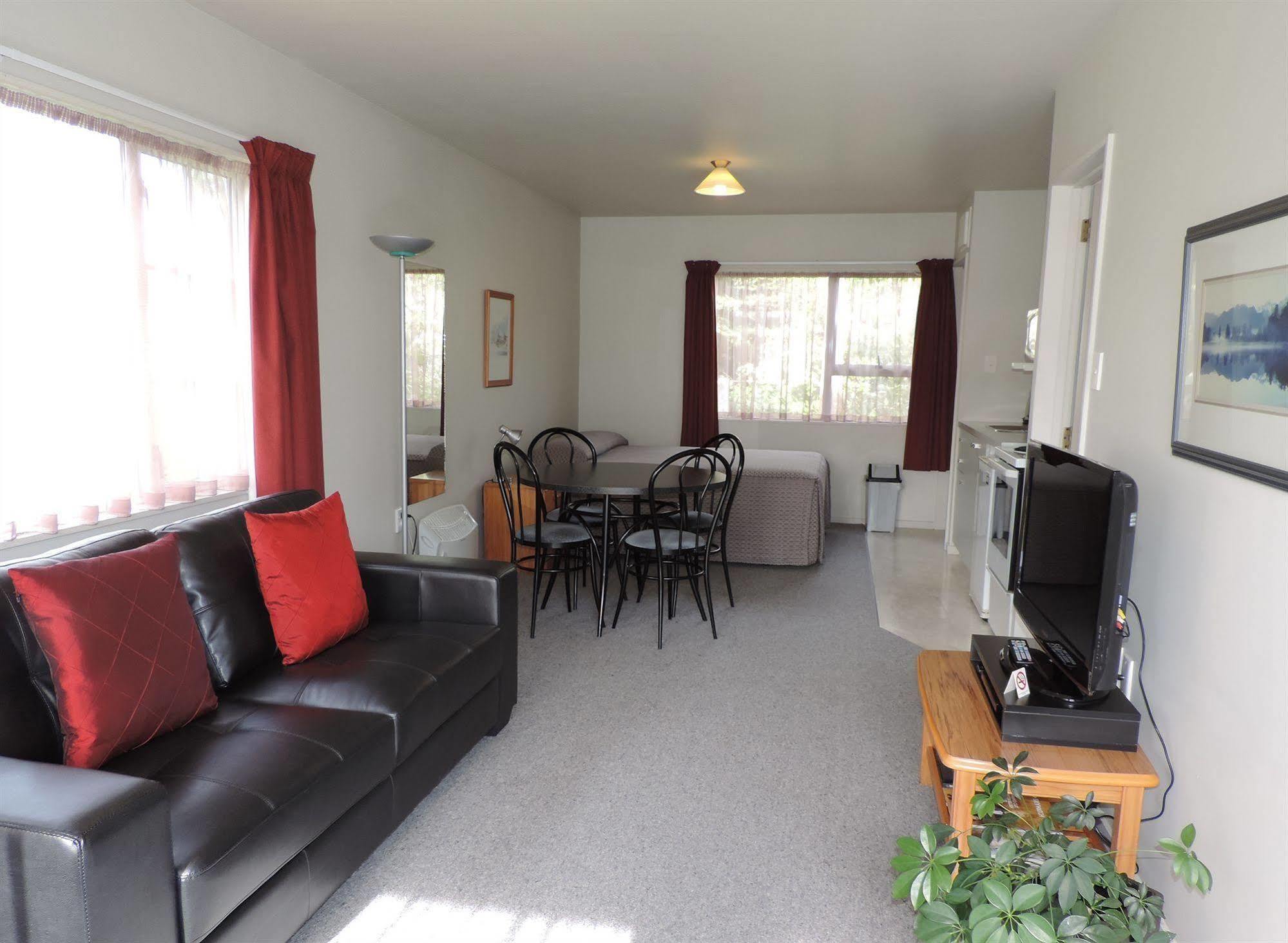 Asure Gables Motor Lodge Greymouth Bagian luar foto