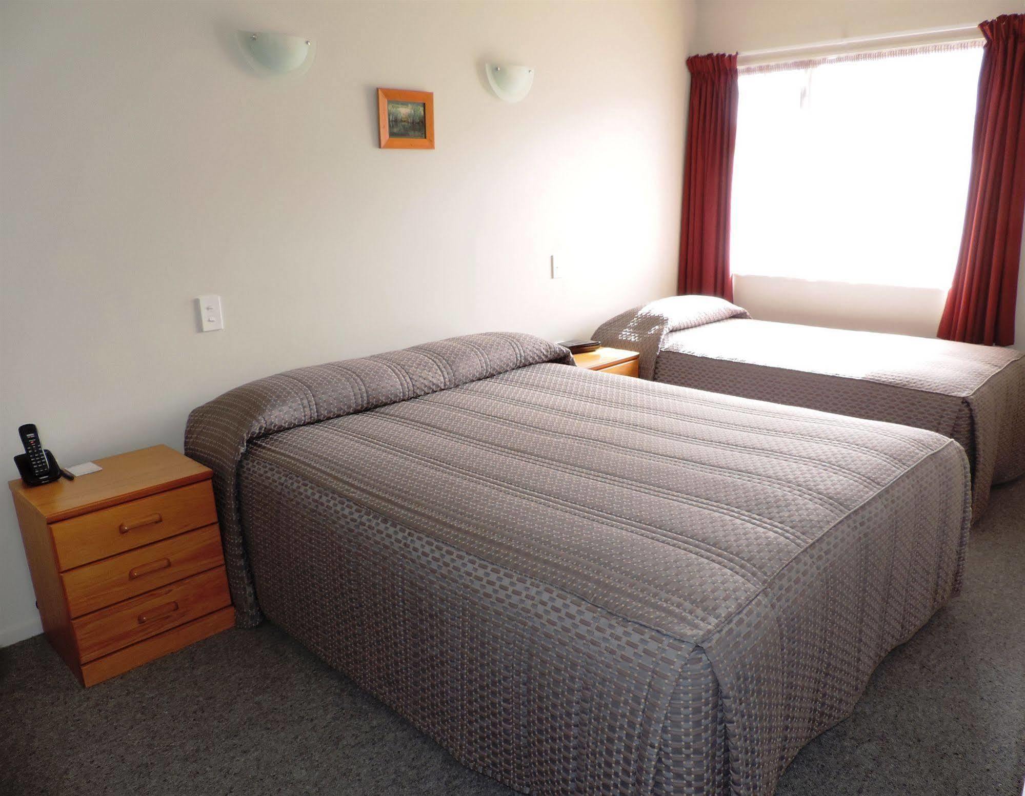 Asure Gables Motor Lodge Greymouth Bagian luar foto